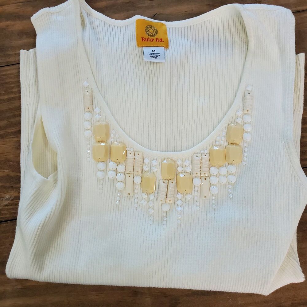Womens Ruby RD Sleeveless Ribbed cream Jeweled Tank Size M boho y2k